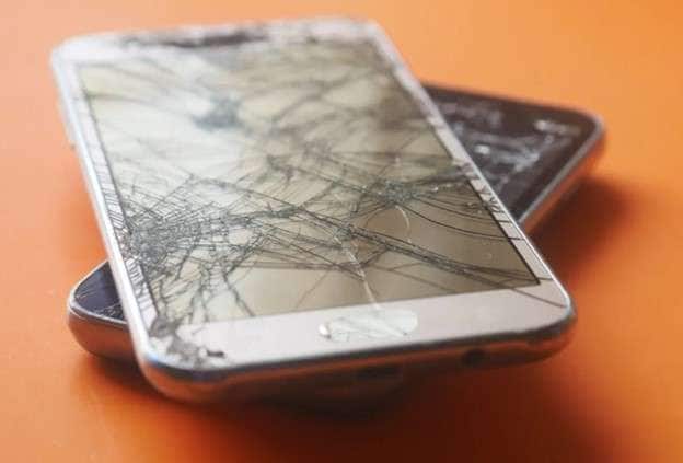 broken iphone